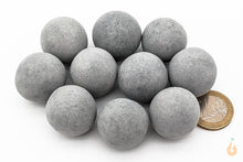 Lade das Bild in den Galerie-Viewer, Aqua Birne - Premium Mineral Balls | Hochwertige Mineralien für das Aquascaping Aquarium
